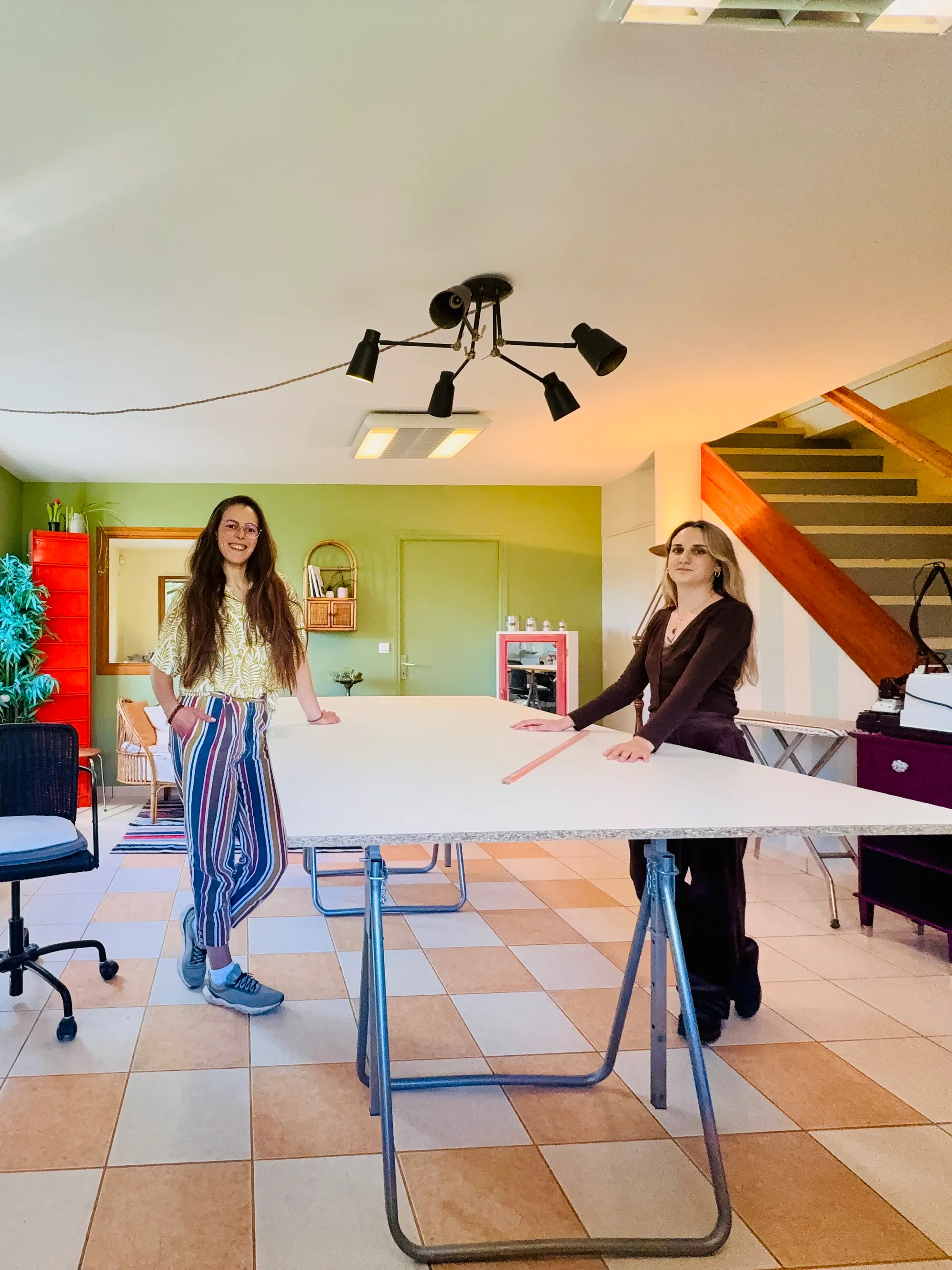 Le coin couture et ses machines professionnelles