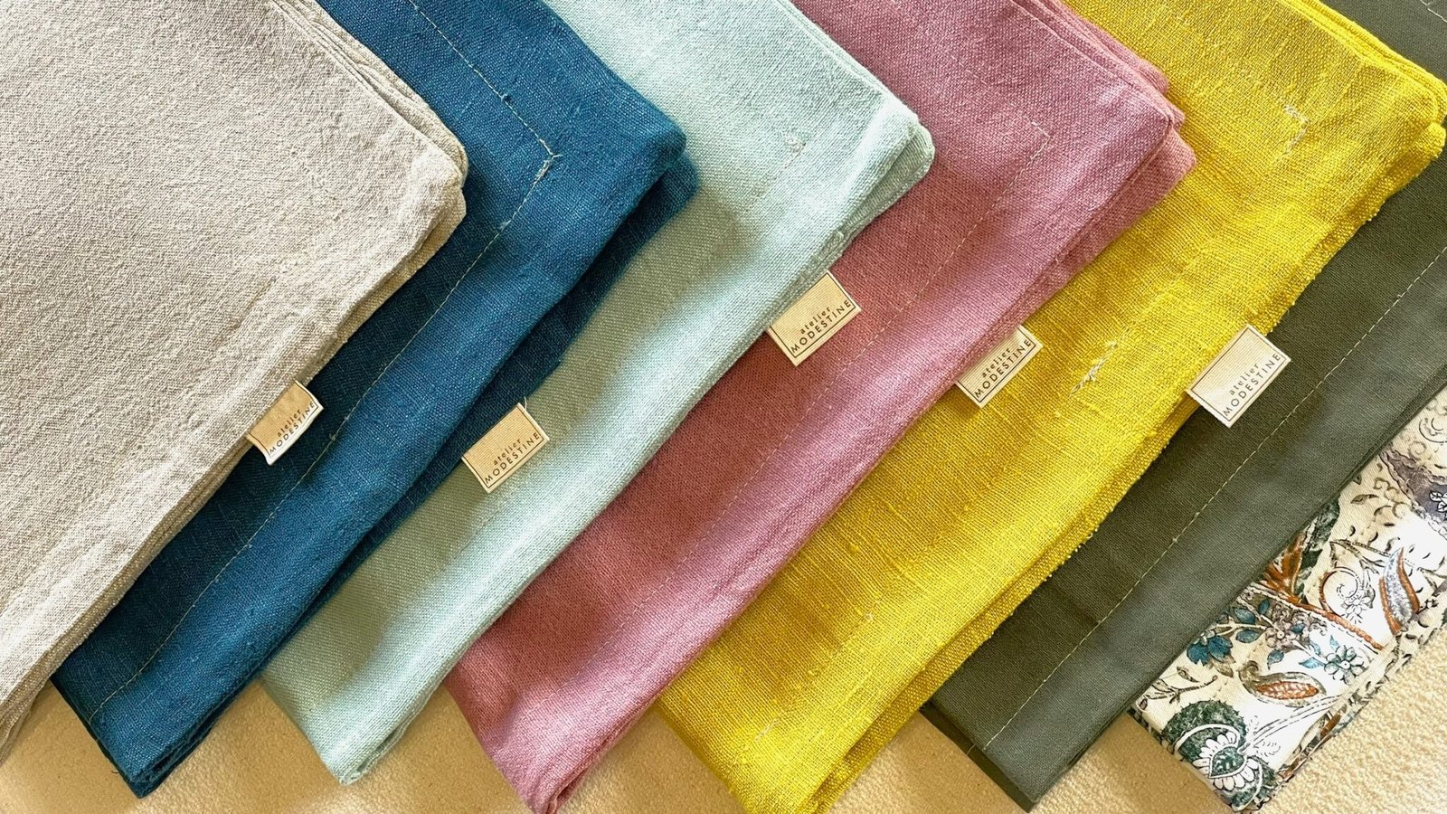 housses de coussins faits sur-mesure en lin naturel sur demande de ma cliente